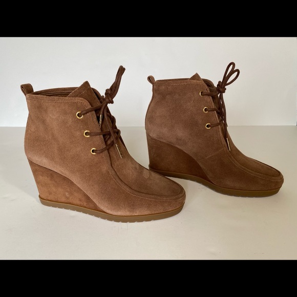 🔥Michael Kors Brown Tamara Lace Up Bootie Suede - Picture 2 of 8